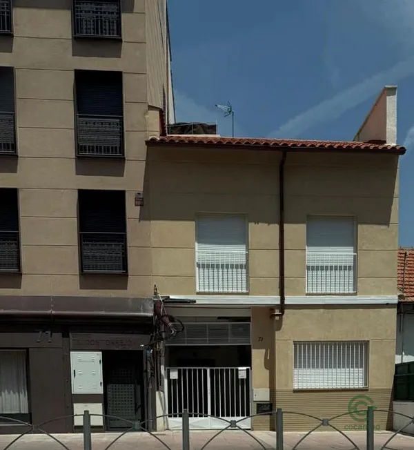 Spot image