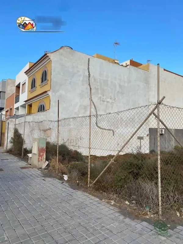 Terren urbà de 0,009 ha per a venda a Les palmes de gran canària
