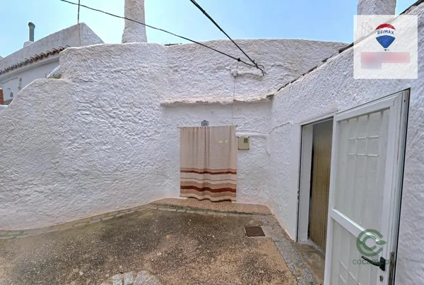 Spot image