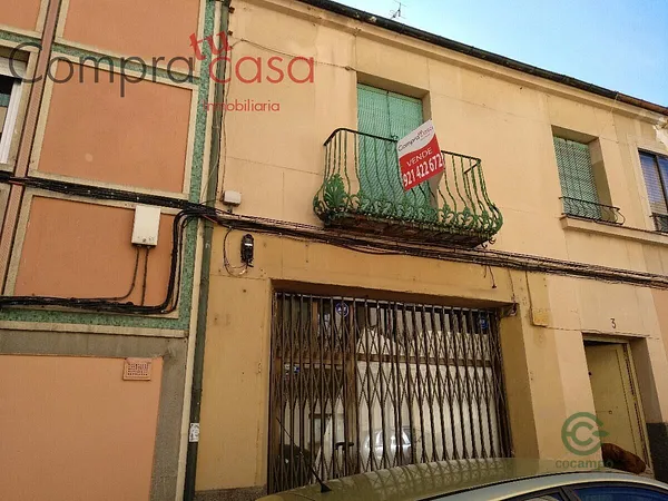 Casa de 0,0215 ha en venta en Segovia, Segovia