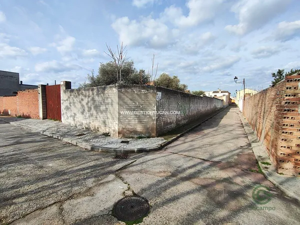 Terreno urbano de 0,0378 ha en venta en Calera y chozas, Toledo