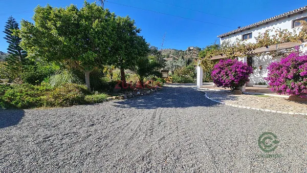 Finca rústica de 5 ha en venta en Pizarra, Málaga