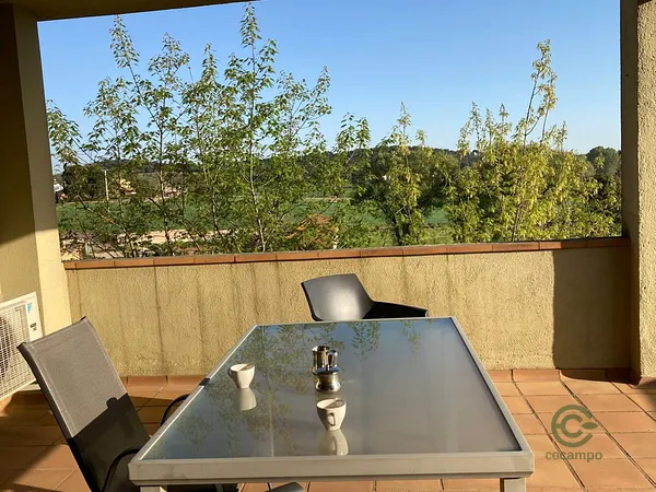 Casa de 0,0289 ha en venta en Vilobi d`onyar, Girona