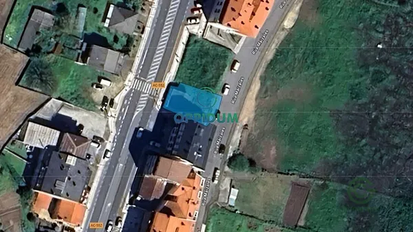 Terreno urbano de 0,1437 ha en venta en Arteixo, A coruña