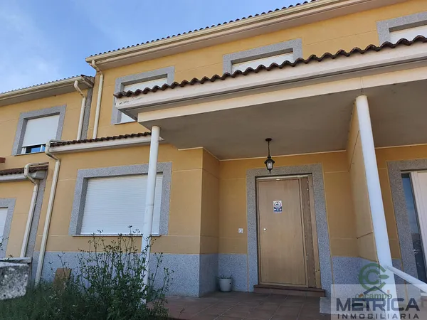 Casa de 0,0211 ha en venta en Aldearrubia, Salamanca