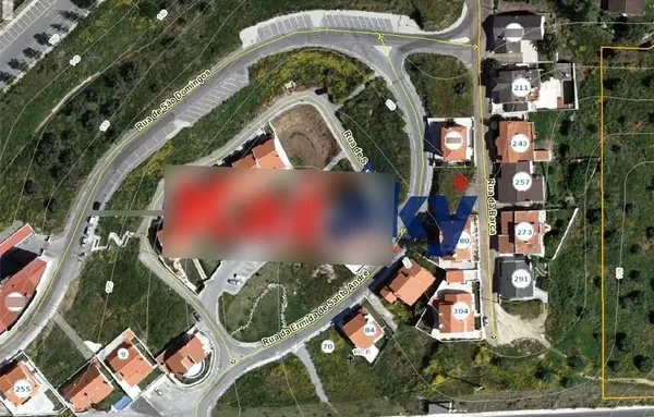 Urban land of 0,0299 ha for sale in Santarém