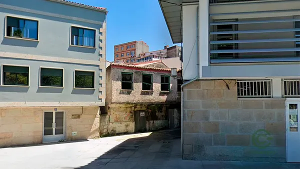Spot image