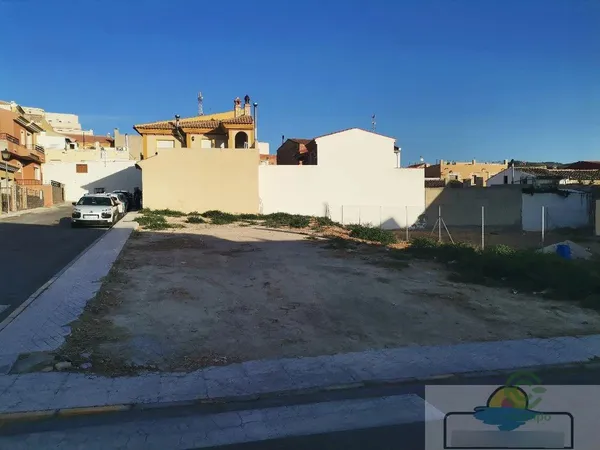 Terreno urbano de 0,04 ha en venta en Fines, Almería