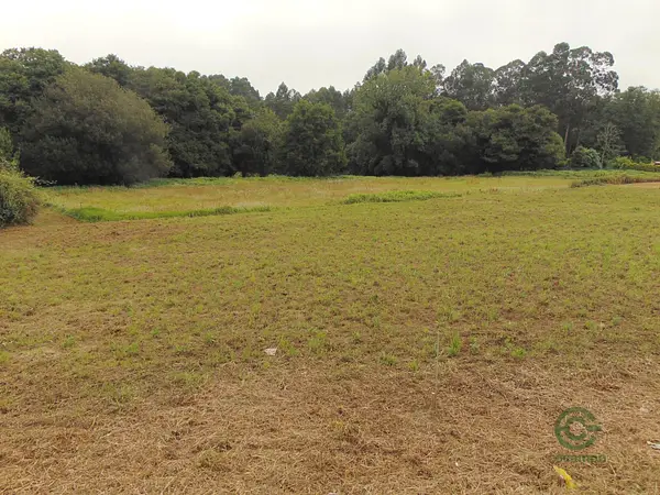 Terreno urbano de 0,23 ha en venta en La coruña