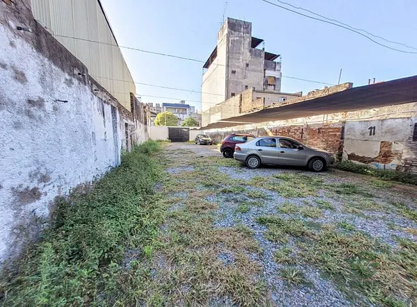 Terreno urbano de 0,07 ha en venta en Tucumán