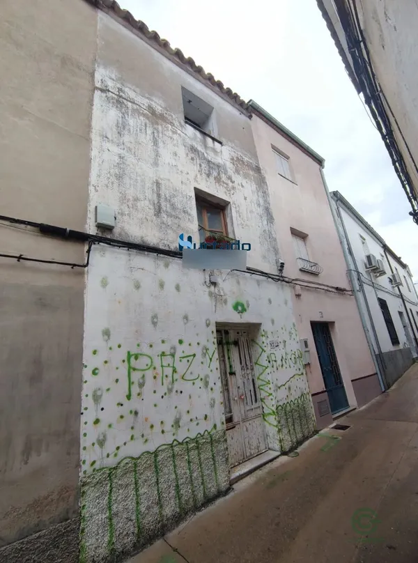 Casa de 0,019 ha en venta en Torreperogil, Jaen