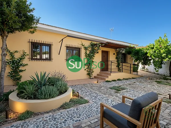 Casa de 0,0259 ha en venta en Yeles, Toledo