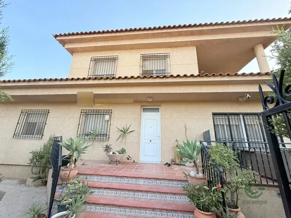 Casa de 0,0683 ha en venta en Lorca, Murcia