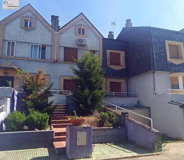 Casa de 0,0369 ha en venta en Villares de la reina, Salamanca