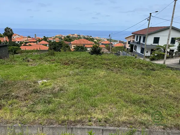 Urban land of 0,1371 ha for sale in Madeira