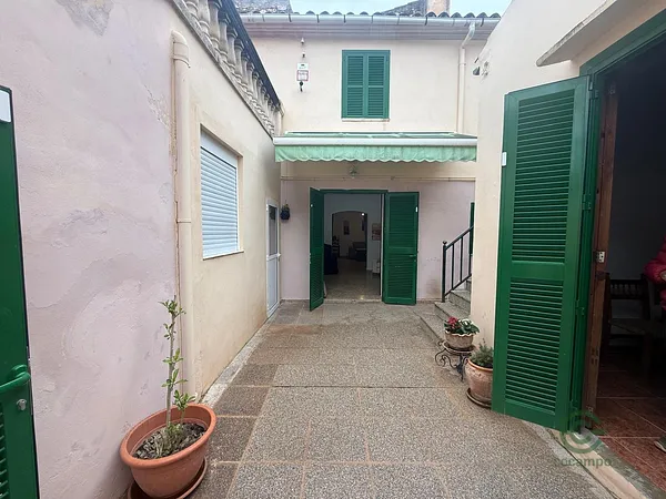 Spot image