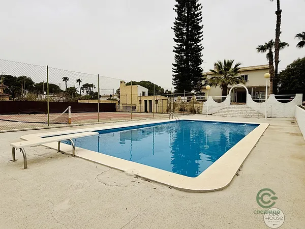 Casa de 0,16 ha en venta en Elche-elx, Alicante