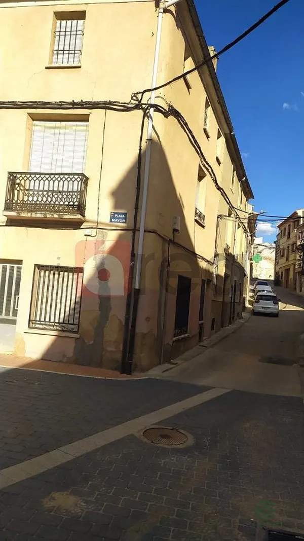 Spot image