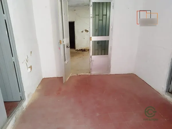 Spot image