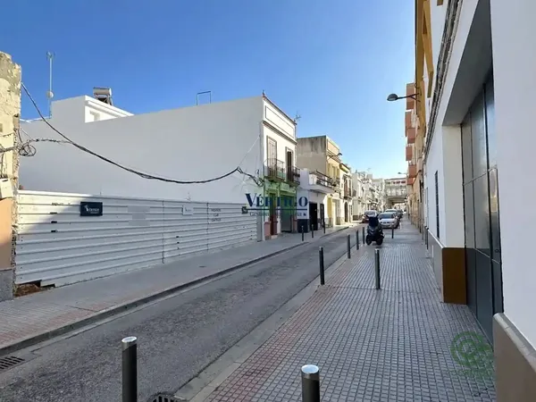 Spot image