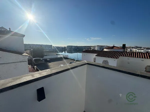 Casa de 0,009 ha en venta en Gerona
