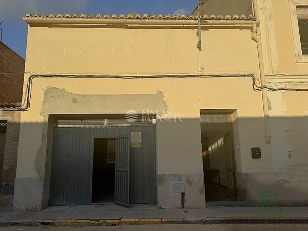 Spot image