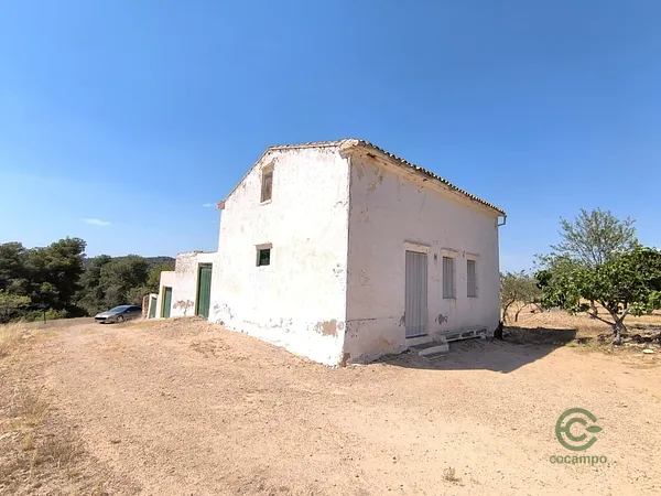 Finca rústica de 12 ha en venta en Villena, Alicante