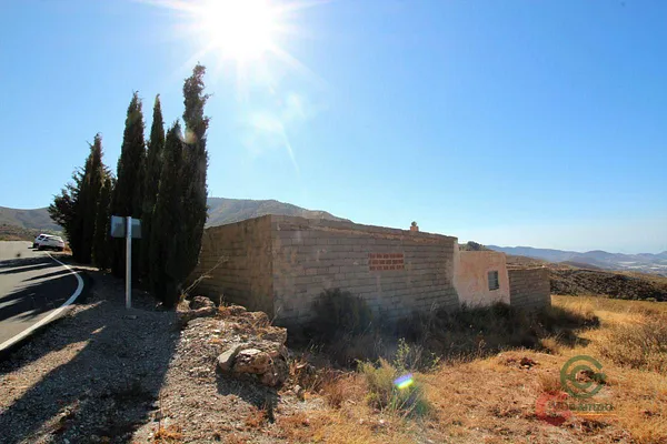 Finca agrícola de 6 ha en venta en Vélez de benaudalla, Granada