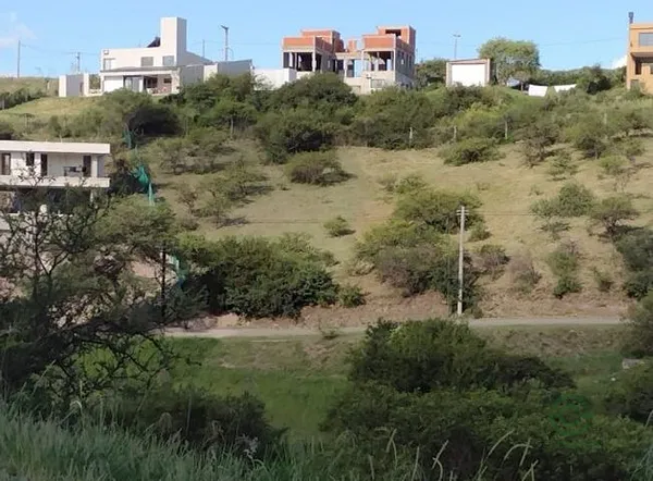 Terreno urbano de 0,1 ha en venta en Córdoba