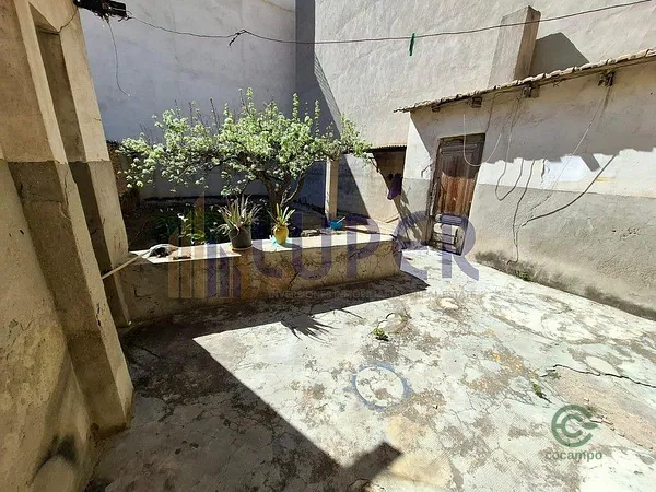 Casa de 0,025 ha en venta en Alicante