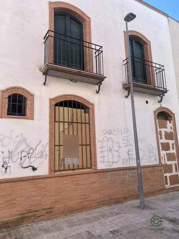 Spot image