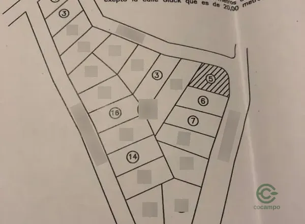 Terreno urbano de 0,08 ha en venta en Córdoba