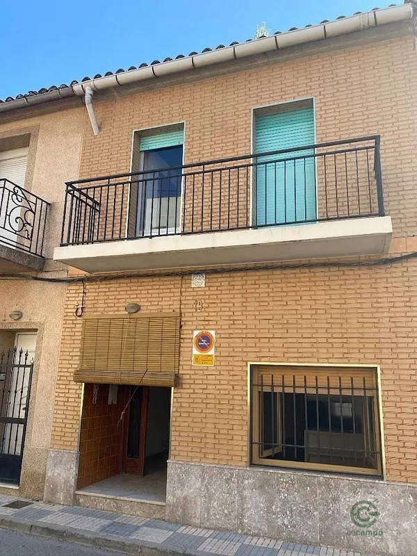 Spot image