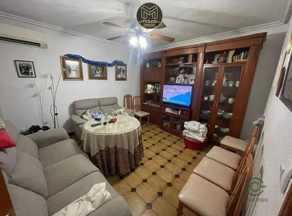 Casa de 0,014 ha en venta en Jaén, Jaen