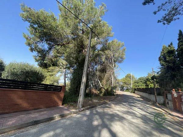 Finca rústica de 0,083 ha en venta en Corbera de Llobregat, Barcelona