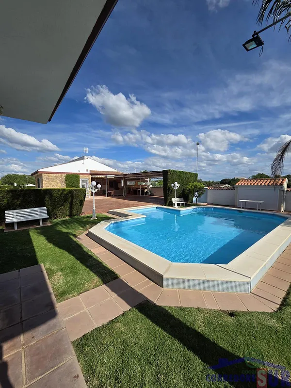 Casa de 0,17 ha en venta en Córdoba, Córdoba