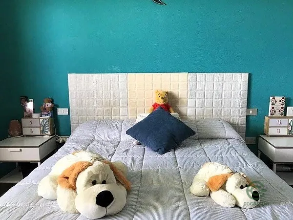 Spot image