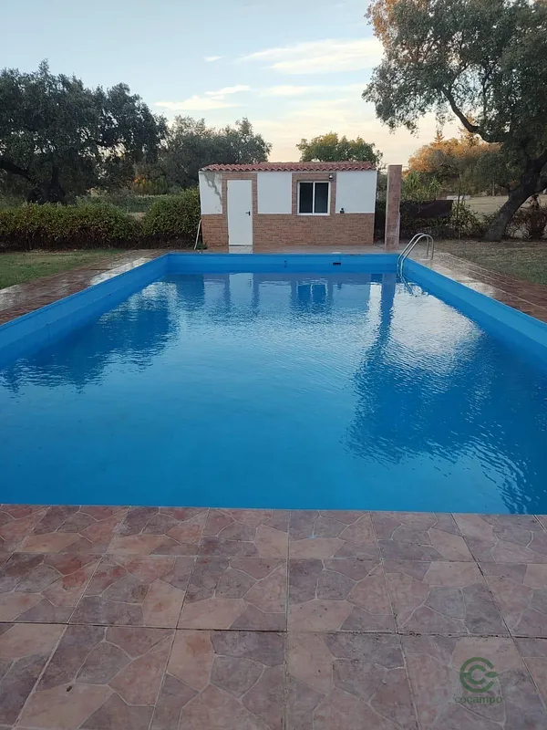 Finca de recreo de 0,998 ha en venta en Badajoz, Badajoz