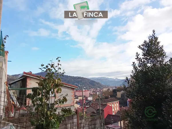 Terreno urbano de 0,0402 ha en venta en Langreo, Asturias