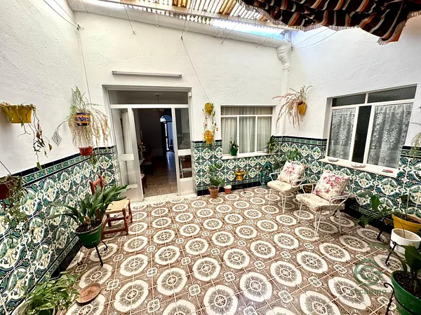 Spot image