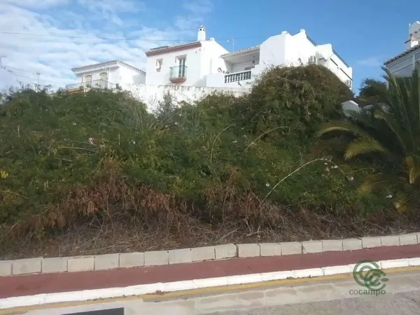 Terreno urbano de 0,0239 ha en venta en Nerja, Malaga
