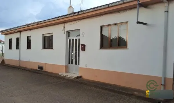 Casa de 0,0172 ha en venta en Villamejil, Leon