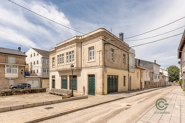 Casa de 0,0352 ha en venta en A Pobra de Trives, Ourense