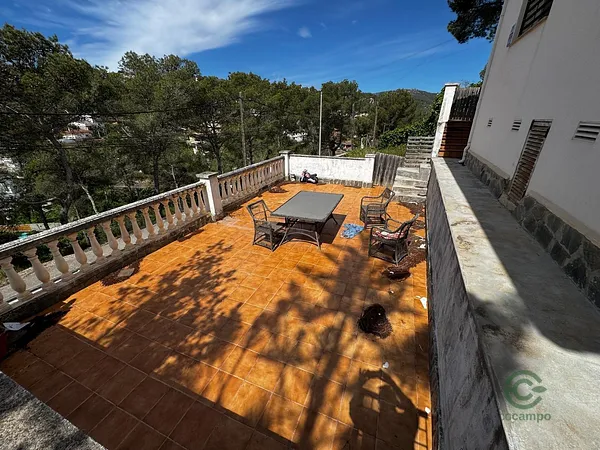 Casa de 0,023 ha en venta en Canyelles, Barcelona