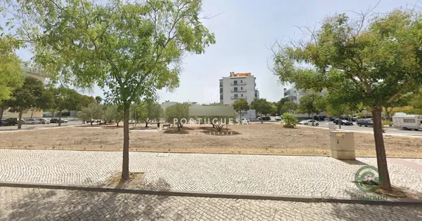 Spot image