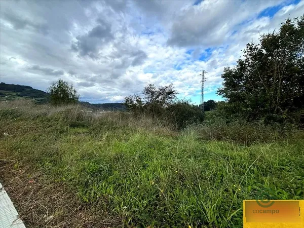 Terreno urbano de 0,8557 ha en venta en Villaviciosa, Asturias