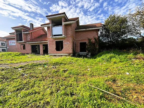 Casa de 0,0394 ha en venta en Ajo (Bareyo), Cantabria