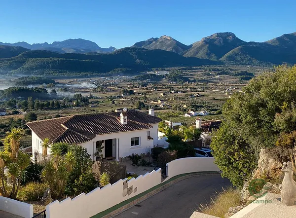 Casa de 0,0146 ha en venta en Jalon - xalo, Alicante