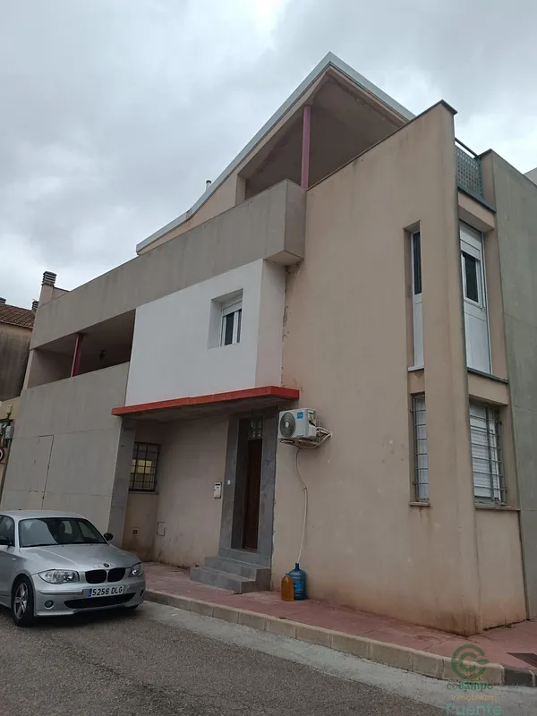 Casa de 0,0121 ha en venta en Totana, Murcia