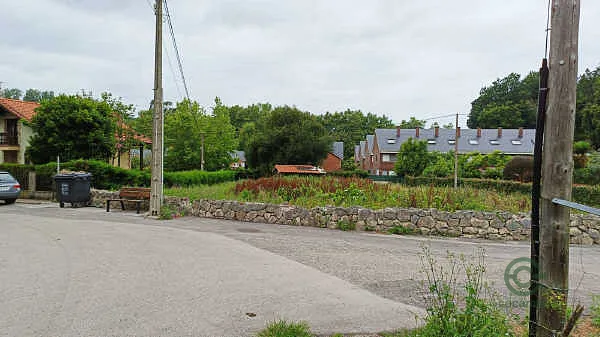 Finca rústica de 0,1507 ha en venta en Piélagos, Cantabria